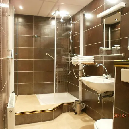 Cobut Hotel